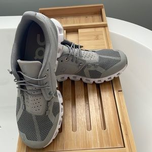 On Running cloud size 7